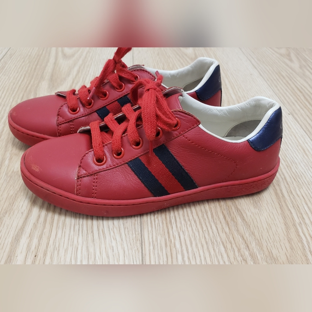 Gucci Red and Black Sneakers with Leather Finish